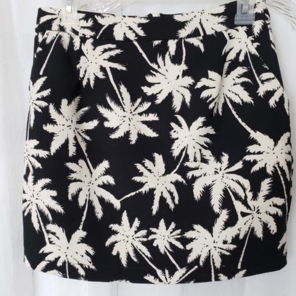 Gianni Bini Lined Mini Pencil Skirt Size Small - Picture 4 of 6